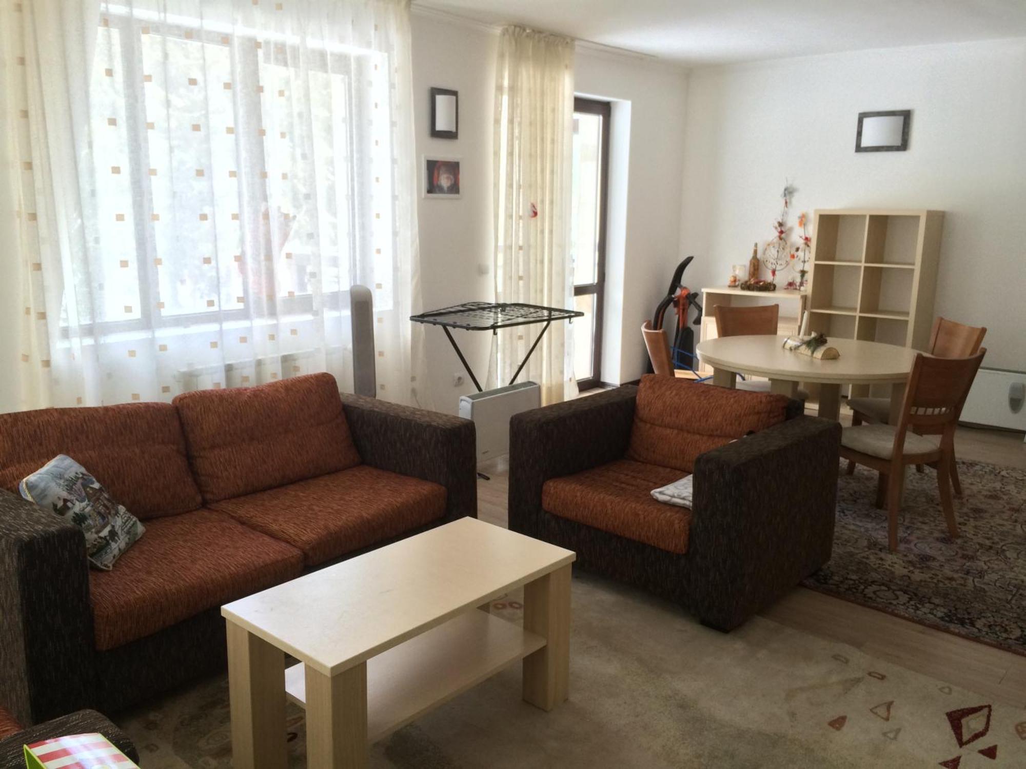 Stenata Huge To Door Apartament *